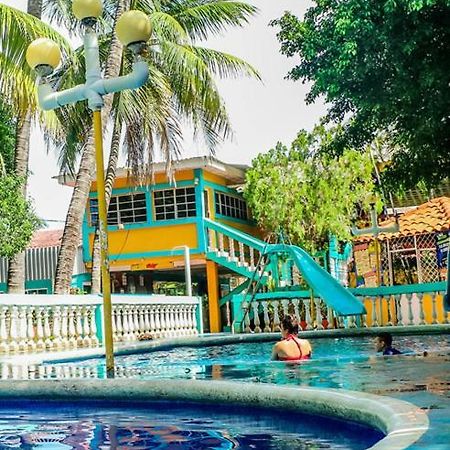 Hotel Leones Marinos Сан Мигел Екстериор снимка